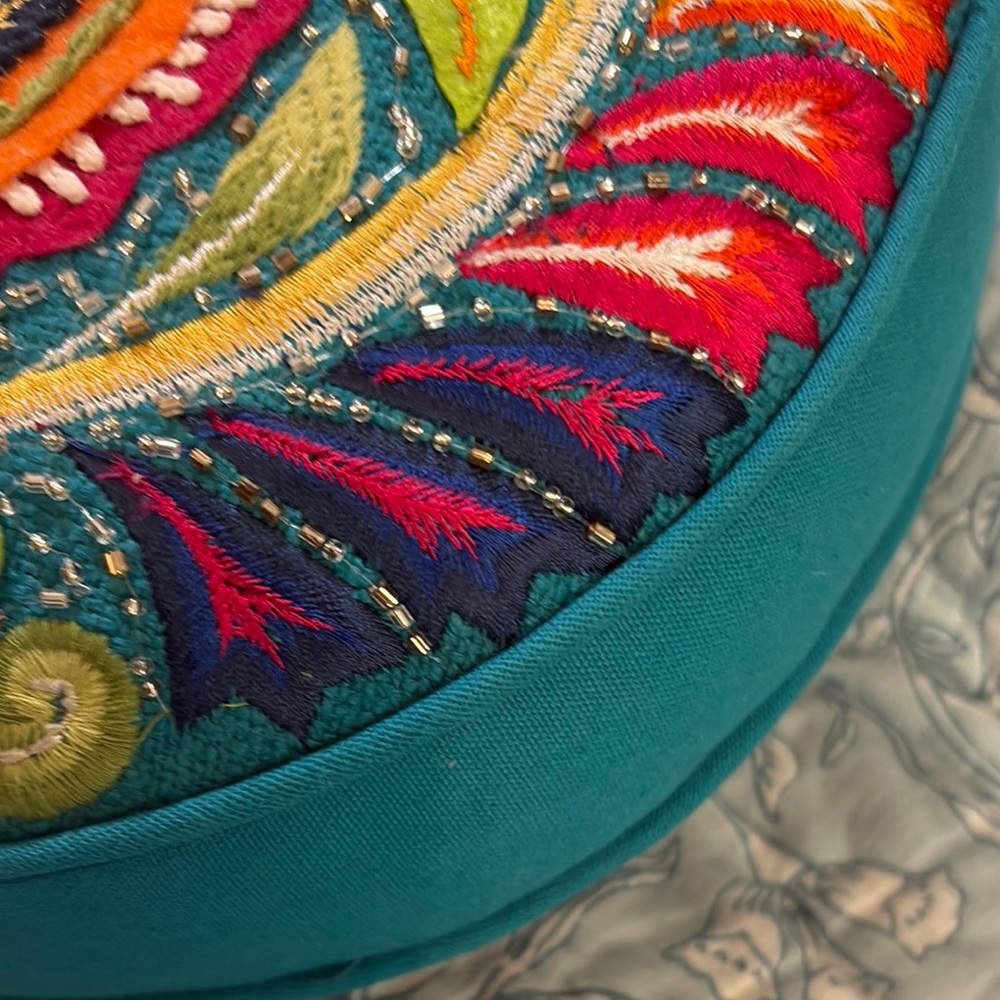 NWOT- Colorful Embroidered Teardrop Accent Pillow, unique, perfect condition - Picture 11 of 16